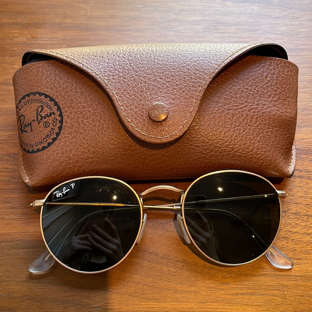 RAY-BAN round sunglasses - gold - good condition